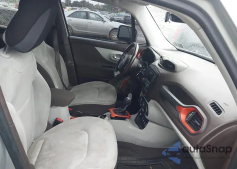 2015 Jeep Renegade Latitude из США, поврежденный, VIN ZACCJBBT2FPC28341